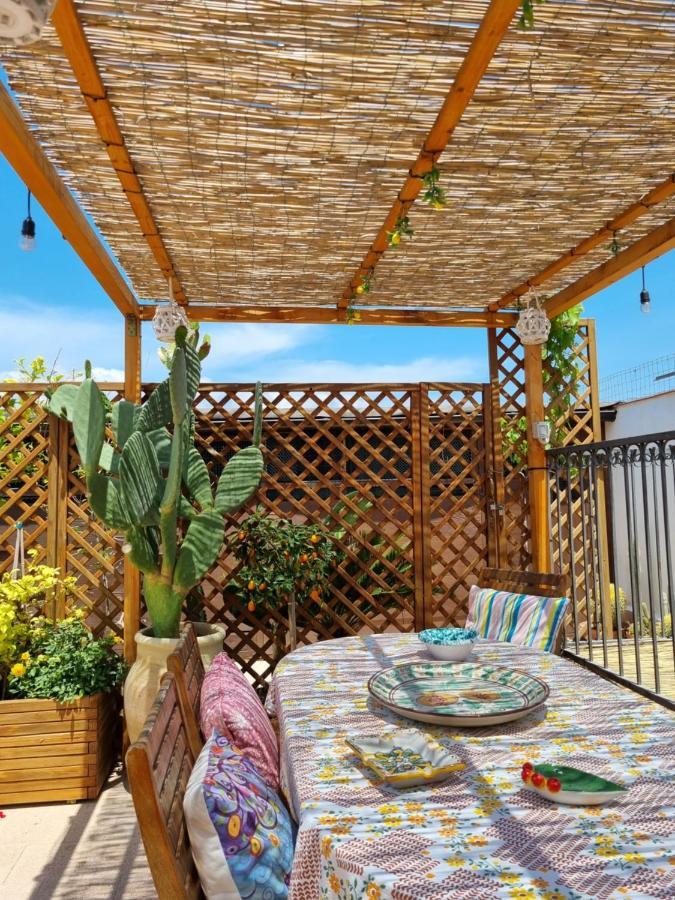 Apartament La Dimora Di Helios Noto Zewnętrze zdjęcie